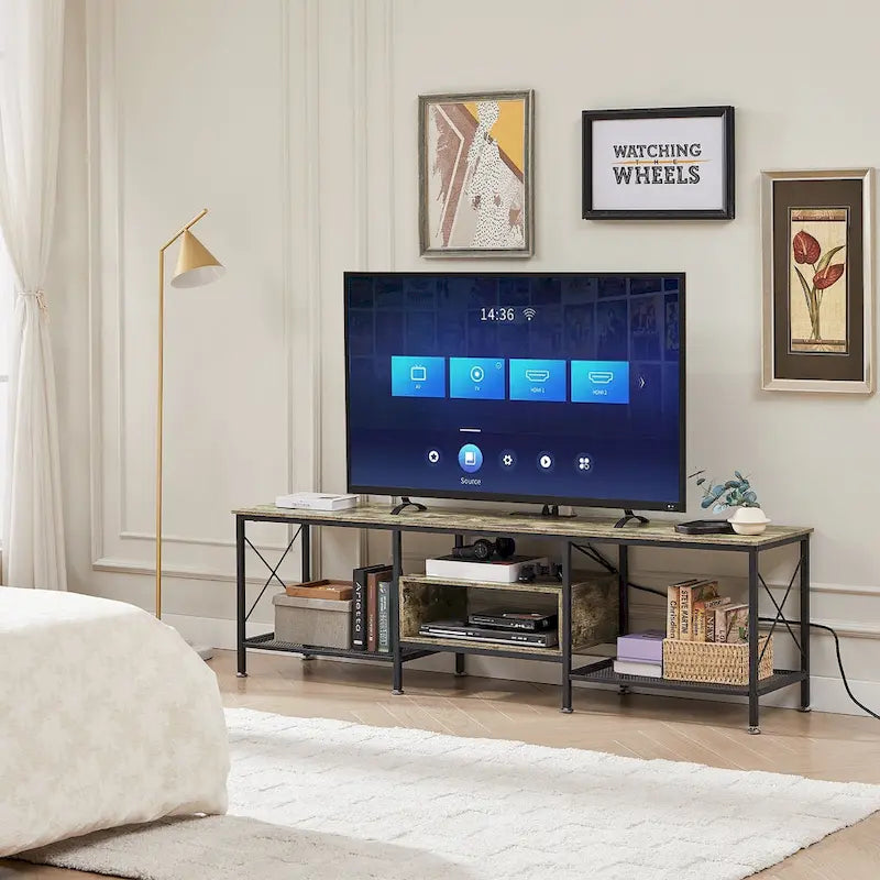 Meuble TV en bois avec station de recharge, étagères de rangement et armoire multimédia
