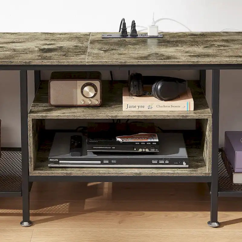 Meuble TV en bois avec station de recharge, étagères de rangement et armoire multimédia