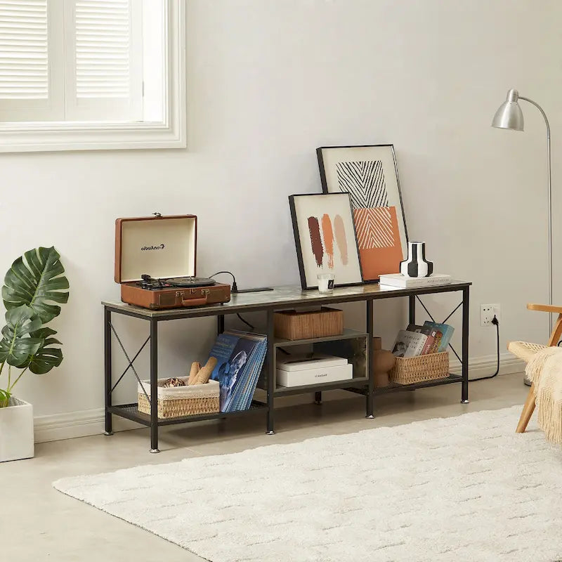 Meuble TV en bois avec station de recharge, étagères de rangement et armoire multimédia