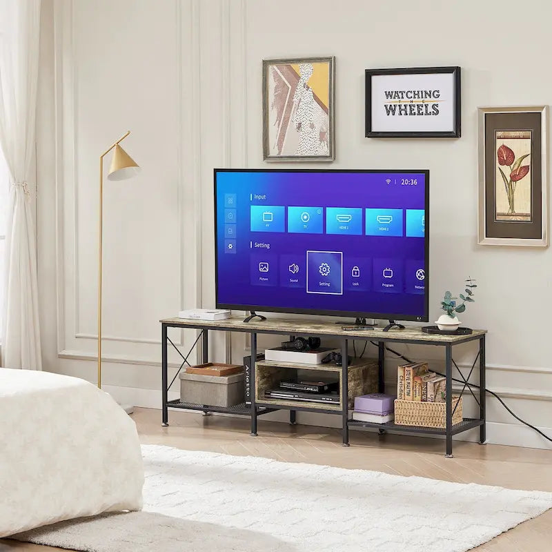 Meuble TV en bois avec station de recharge, étagères de rangement et armoire multimédia