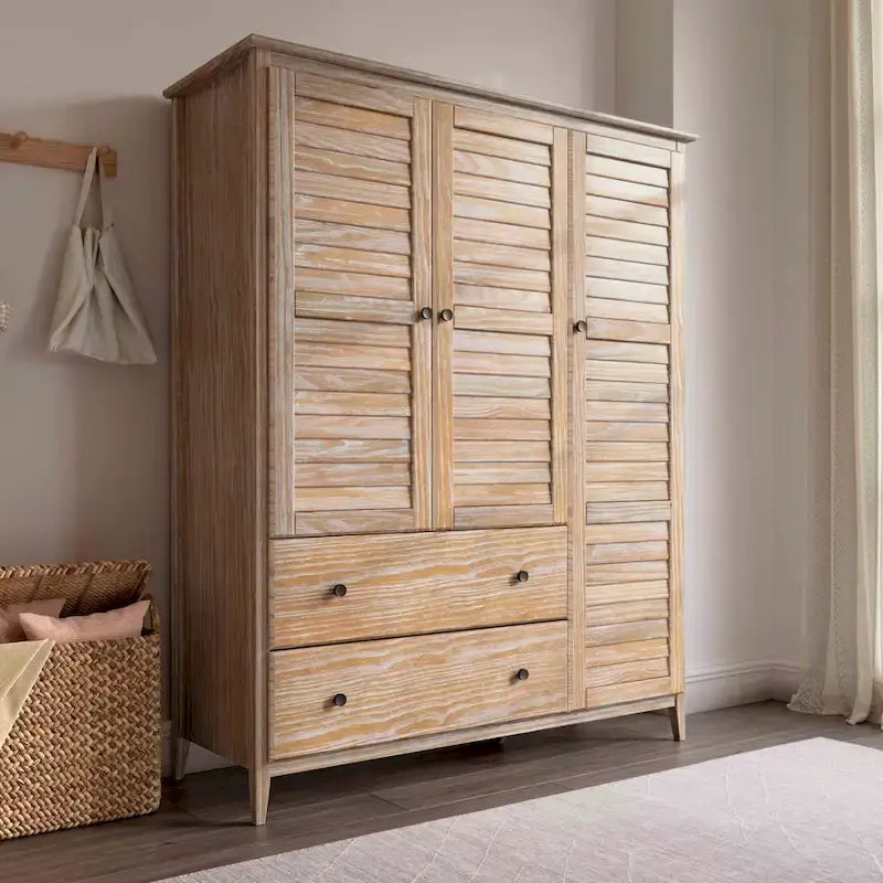 Armoire à 3 portes en bois massif