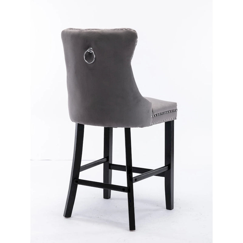 Tabourets de bar rembourrés en velours avec décoration capitonnée à boutons, pieds en bois, garniture de clous chromés, style décontracté