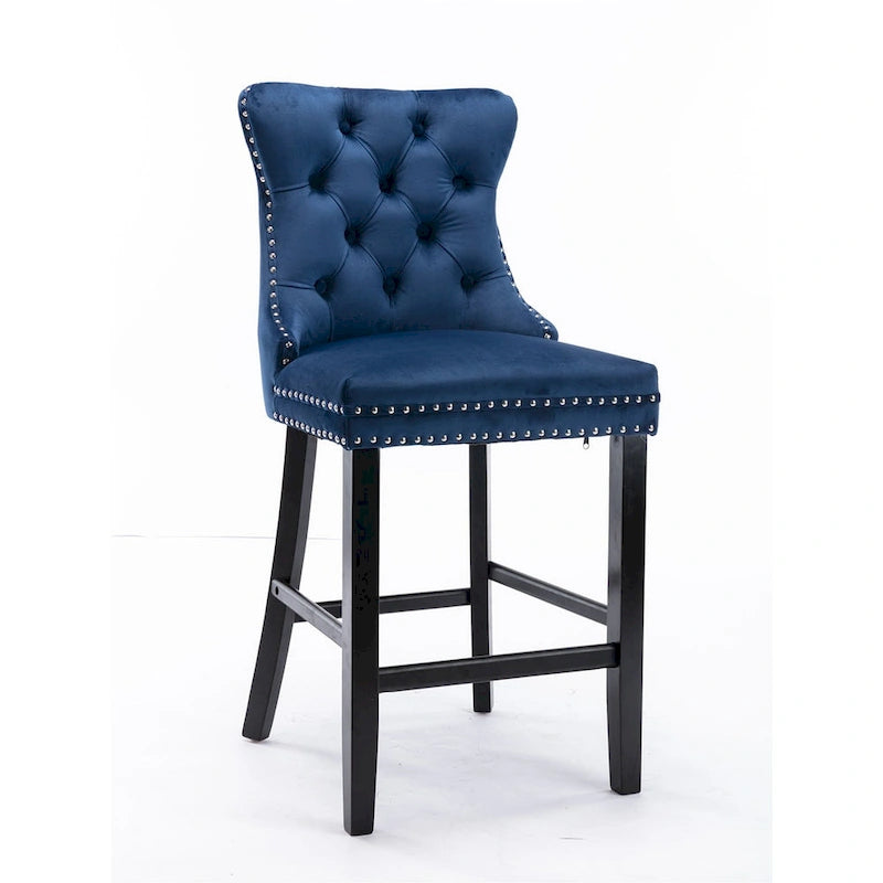 Tabourets de bar rembourrés en velours avec décoration capitonnée à boutons, pieds en bois, garniture de clous chromés, style décontracté