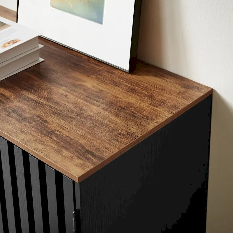 Meuble de rangement vintage à lattes et rayures avec étagère réglable